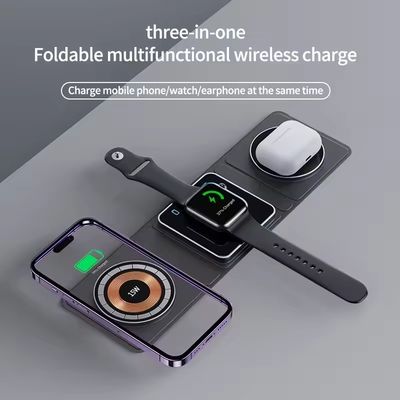 15W Fast Magnetic Wireless Charger with 6.5V-9V/2A Output Voltage and Protection OTP